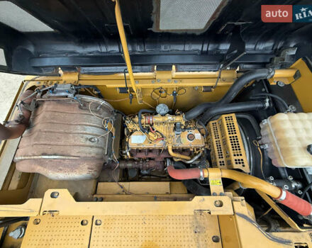 Катерпіллер 326, об'ємом двигуна 0 л та пробігом 9 тис. км за 98000 $, фото 14 на Automoto.ua