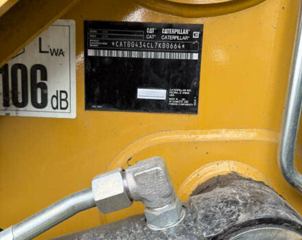 Катерпиллер 434, объемом двигателя 0 л и пробегом 1 тыс. км за 98000 $, фото 4 на Automoto.ua