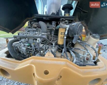 Катерпиллер 906, объемом двигателя 0 л и пробегом 7 тыс. км за 29100 $, фото 6 на Automoto.ua