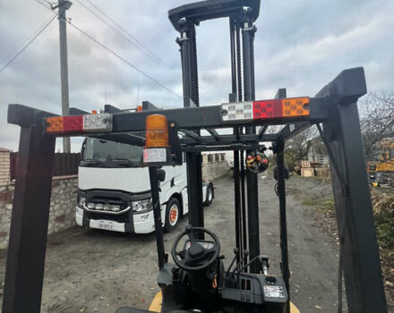 Желтый Катерпиллер ГП, объемом двигателя 2.2 л и пробегом 6 тыс. км за 13999 $, фото 18 на Automoto.ua