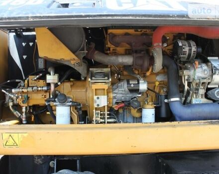 Желтый Катерпиллер M315, объемом двигателя 0 л и пробегом 1 тыс. км за 71125 $, фото 15 на Automoto.ua
