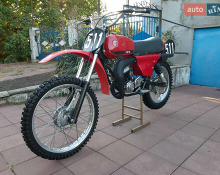 Красный Чезет Cross, объемом двигателя 1.25 л и пробегом 1 тыс. км за 6000 $, фото 2 на Automoto.ua