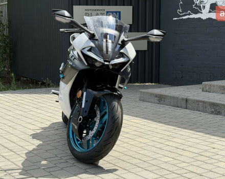 СФ мото 675 SR-R, объемом двигателя 0.68 л и пробегом 0 тыс. км за 8500 $, фото 2 на Automoto.ua