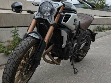 СФ мото 700 C-LX Heritage 2021 в Киеве на Automoto.ua СФ мото 700 C-LX Heritage, объемом двигателя 0.69 л и пробегом 4 тыс. км за 6500 $, фото 1 на Automoto.ua
