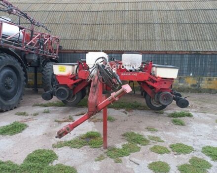 Красный Челленджер 8180, объемом двигателя 0 л и пробегом 0 тыс. км за 22098 $, фото 1 на Automoto.ua