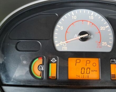 Бежевый Челленджер 855, объемом двигателя 0 л и пробегом 0 тыс. км за 173288 $, фото 3 на Automoto.ua