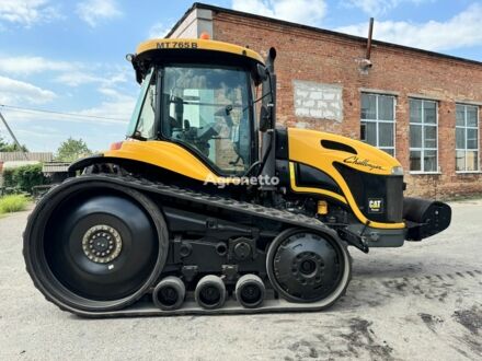 Челленджер MT 765B 2010 у Полтаві на Automoto.ua Жовтий Челленджер MT 765B, об'ємом двигуна 0 л та пробігом 12 тис. км за 79085 $, фото 1 на Automoto.ua