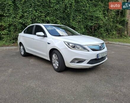 Белый Чанган Eado, объемом двигателя 0 л и пробегом 44 тыс. км за 7999 $, фото 2 на Automoto.ua