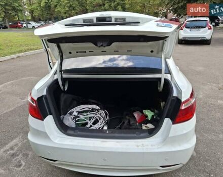 Белый Чанган Eado, объемом двигателя 0 л и пробегом 44 тыс. км за 7999 $, фото 5 на Automoto.ua