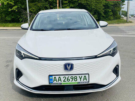 Чанган Eado 2022 у Києві на Automoto.ua Білий Чанган Eado, об'ємом двигуна 0 л та пробігом 25 тис. км за 17800 $, фото 1 на Automoto.ua