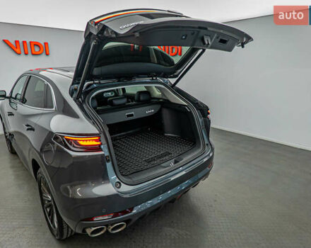 Серый Чанган Uni-K, объемом двигателя 2 л и пробегом 5 тыс. км за 28868 $, фото 6 на Automoto.ua