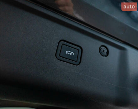 Серый Чанган Uni-K, объемом двигателя 2 л и пробегом 5 тыс. км за 28868 $, фото 7 на Automoto.ua