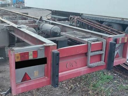 Череау Карріер 1997 у Одесі на Automoto.ua Червоний Череау Карріер, об'ємом двигуна 0 л та пробігом 0 тис. км за 1700 $, фото 1 на Automoto.ua