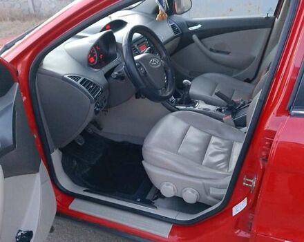 Красный Чери А3, объемом двигателя 1.6 л и пробегом 170 тыс. км за 3200 $, фото 2 на Automoto.ua