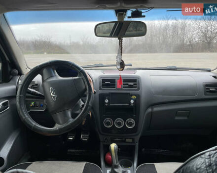 Білий Чері Амулет, об'ємом двигуна 1.5 л та пробігом 212 тис. км за 3300 $, фото 8 на Automoto.ua