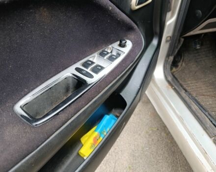 Бежевый Чери Амулет, объемом двигателя 1.6 л и пробегом 260 тыс. км за 980 $, фото 7 на Automoto.ua