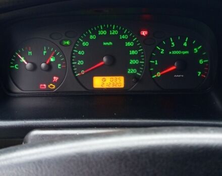 Бежевый Чери Амулет, объемом двигателя 1.6 л и пробегом 2 тыс. км за 1500 $, фото 6 на Automoto.ua