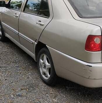 Бежевый Чери Амулет, объемом двигателя 1.6 л и пробегом 170 тыс. км за 1350 $, фото 10 на Automoto.ua