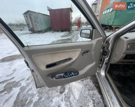 Бежевый Чери Амулет, объемом двигателя 1.6 л и пробегом 163 тыс. км за 2250 $, фото 8 на Automoto.ua
