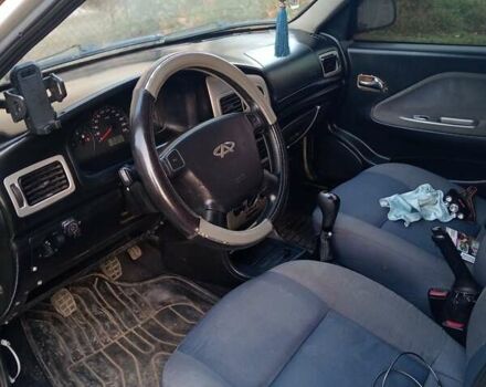 Бежевый Чери Амулет, объемом двигателя 1.6 л и пробегом 225 тыс. км за 1450 $, фото 5 на Automoto.ua