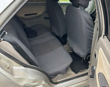 Бежевый Чери Амулет, объемом двигателя 1.6 л и пробегом 250 тыс. км за 1600 $, фото 8 на Automoto.ua