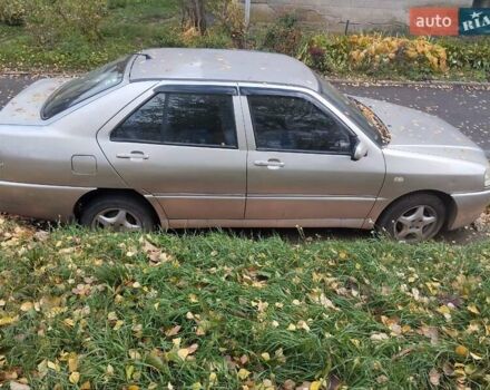 Бежевый Чери Амулет, объемом двигателя 1.6 л и пробегом 220 тыс. км за 999 $, фото 5 на Automoto.ua