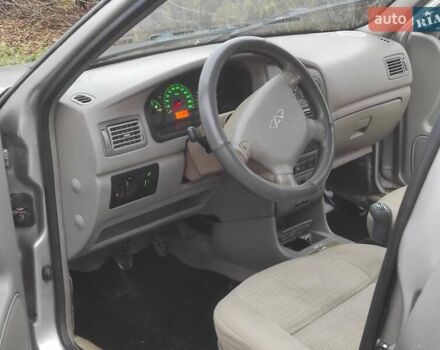 Бежевый Чери Амулет, объемом двигателя 1.6 л и пробегом 176 тыс. км за 1500 $, фото 13 на Automoto.ua