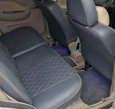 Бежевый Чери Амулет, объемом двигателя 1.6 л и пробегом 270 тыс. км за 1550 $, фото 14 на Automoto.ua