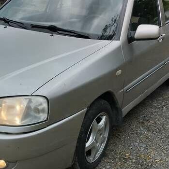 Бежевый Чери Амулет, объемом двигателя 1.6 л и пробегом 170 тыс. км за 1350 $, фото 9 на Automoto.ua