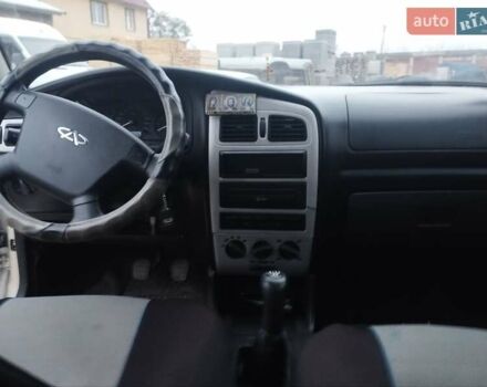 Бежевый Чери Амулет, объемом двигателя 1.6 л и пробегом 70 тыс. км за 1100 $, фото 6 на Automoto.ua