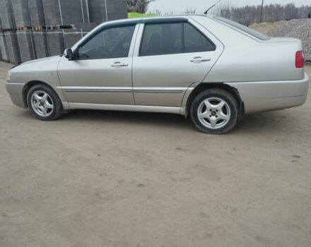 Бежевый Чери Амулет, объемом двигателя 1.6 л и пробегом 70 тыс. км за 1100 $, фото 6 на Automoto.ua