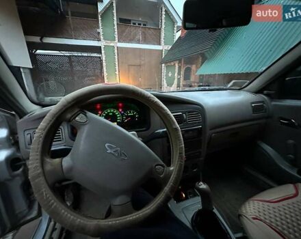 Бежевый Чери Амулет, объемом двигателя 1.6 л и пробегом 270 тыс. км за 1500 $, фото 6 на Automoto.ua