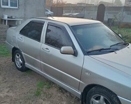 Бежевый Чери Амулет, объемом двигателя 1.6 л и пробегом 225 тыс. км за 1450 $, фото 1 на Automoto.ua