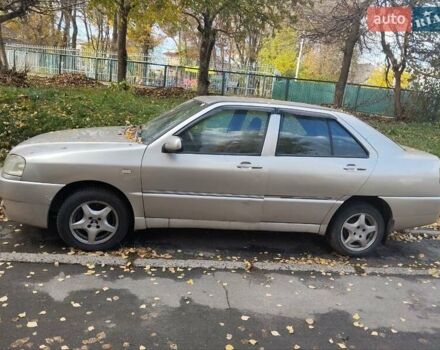 Бежевый Чери Амулет, объемом двигателя 1.6 л и пробегом 220 тыс. км за 999 $, фото 3 на Automoto.ua