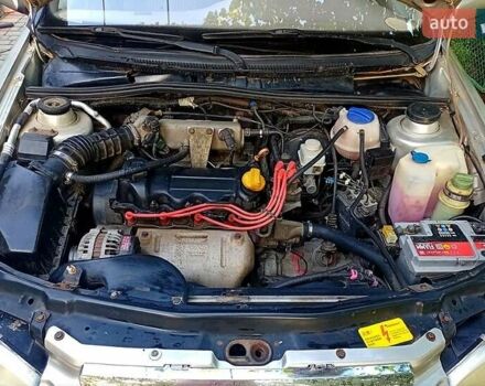 Бежевий Чері Амулет, об'ємом двигуна 1.6 л та пробігом 175 тис. км за 2100 $, фото 6 на Automoto.ua