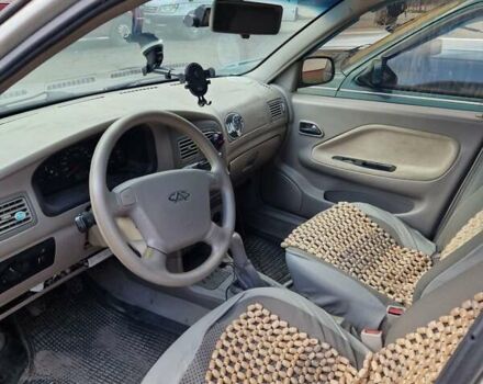 Бежевый Чери Амулет, объемом двигателя 1.6 л и пробегом 130 тыс. км за 1250 $, фото 2 на Automoto.ua