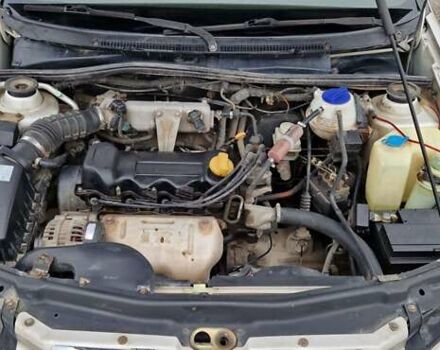 Бежевый Чери Амулет, объемом двигателя 1.6 л и пробегом 270 тыс. км за 1550 $, фото 16 на Automoto.ua