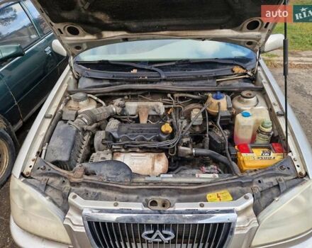 Бежевый Чери Амулет, объемом двигателя 1.6 л и пробегом 130 тыс. км за 1250 $, фото 1 на Automoto.ua