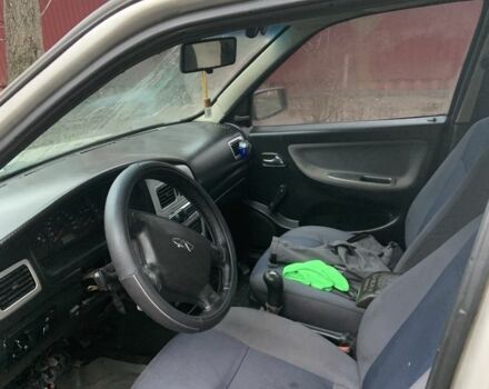 Бежевый Чери Амулет, объемом двигателя 1.6 л и пробегом 300 тыс. км за 1250 $, фото 5 на Automoto.ua