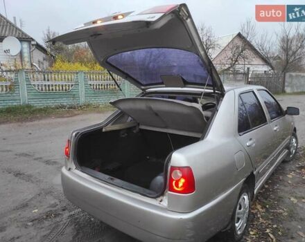 Бежевый Чери Амулет, объемом двигателя 1.6 л и пробегом 176 тыс. км за 1500 $, фото 6 на Automoto.ua