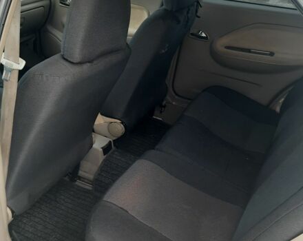 Бежевий Чері Амулет, об'ємом двигуна 1.6 л та пробігом 190 тис. км за 1400 $, фото 8 на Automoto.ua