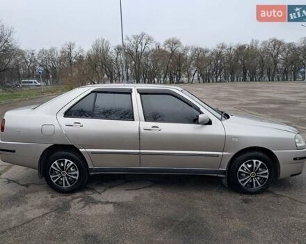 Бежевый Чери Амулет, объемом двигателя 1.6 л и пробегом 159 тыс. км за 2400 $, фото 3 на Automoto.ua