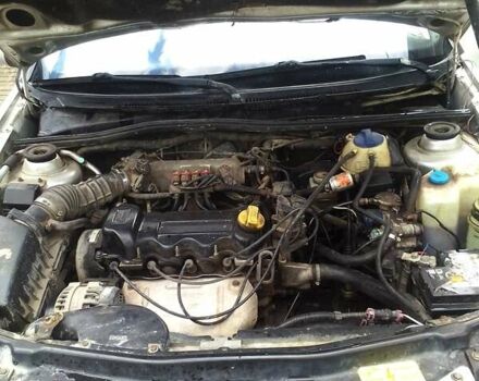 Бежевый Чери Амулет, объемом двигателя 1.6 л и пробегом 240 тыс. км за 2500 $, фото 6 на Automoto.ua