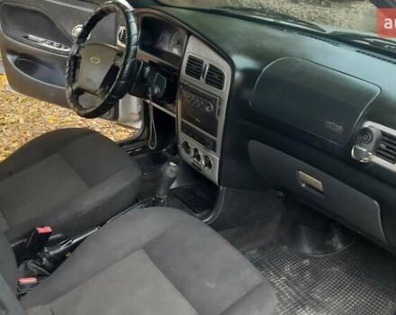 Бежевый Чери Амулет, объемом двигателя 1.6 л и пробегом 260 тыс. км за 1350 $, фото 6 на Automoto.ua