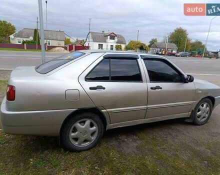 Бежевый Чери Амулет, объемом двигателя 1.6 л и пробегом 260 тыс. км за 1350 $, фото 5 на Automoto.ua