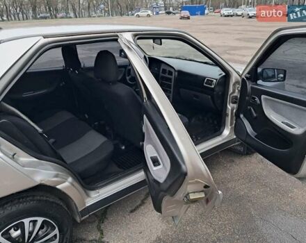 Бежевый Чери Амулет, объемом двигателя 1.6 л и пробегом 159 тыс. км за 2400 $, фото 9 на Automoto.ua