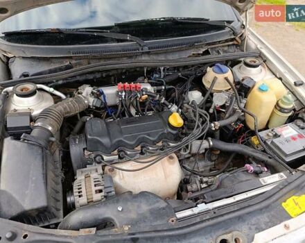 Бежевый Чери Амулет, объемом двигателя 1.6 л и пробегом 260 тыс. км за 1350 $, фото 4 на Automoto.ua