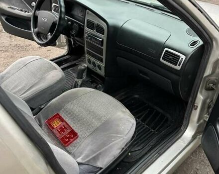 Бежевый Чери Амулет, объемом двигателя 1.6 л и пробегом 200 тыс. км за 1650 $, фото 6 на Automoto.ua