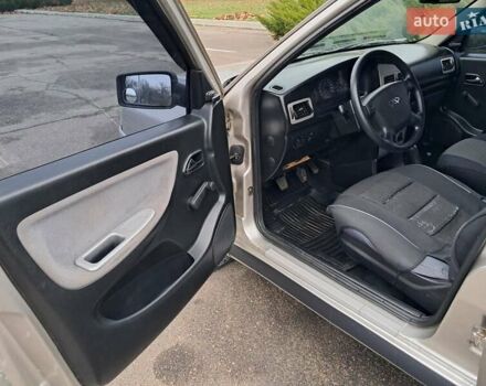 Бежевый Чери Амулет, объемом двигателя 1.6 л и пробегом 159 тыс. км за 2400 $, фото 15 на Automoto.ua