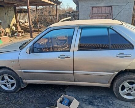 Бежевый Чери Амулет, объемом двигателя 1.6 л и пробегом 100 тыс. км за 1000 $, фото 7 на Automoto.ua